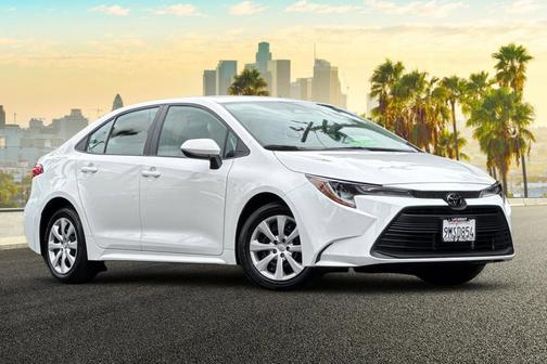 Ice Cap 2024 Toyota Corolla LE
