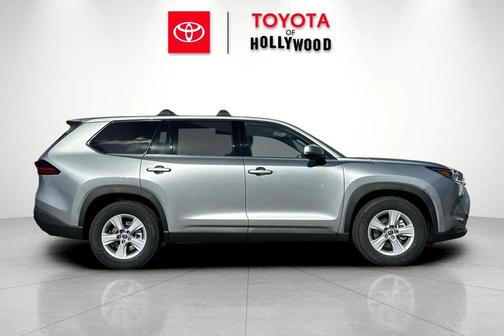 2026 Toyota Highlander LE