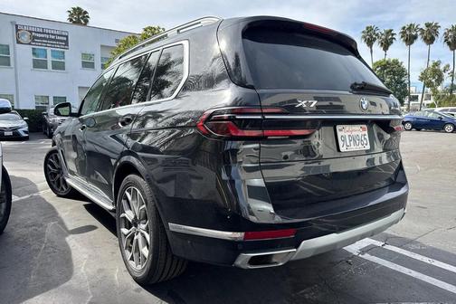 2024 BMW X7 xDrive40i