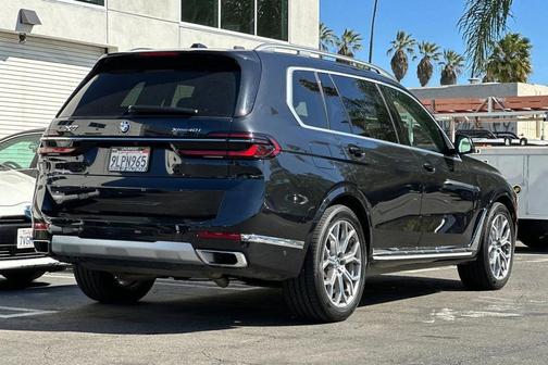 2024 BMW X7 xDrive40i