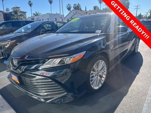 2019 Toyota Camry Hybrid XLE