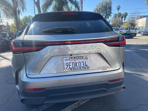 2023 Lexus NX 350h AWD