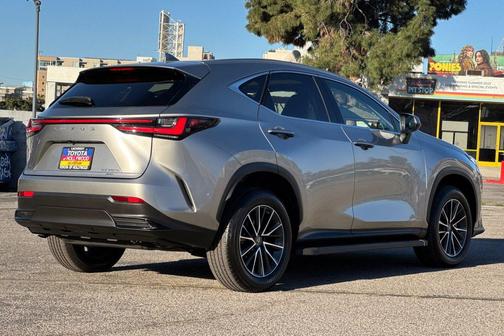 2023 Lexus NX 350h AWD
