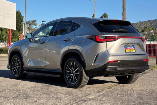 2023 Lexus NX 350h AWD