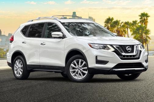 Pearl White 2017 Nissan Rogue SV