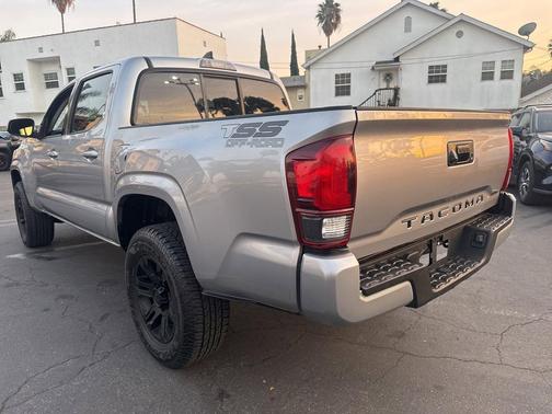 2018 Toyota Tacoma SR