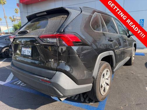 2019 Toyota RAV4 LE