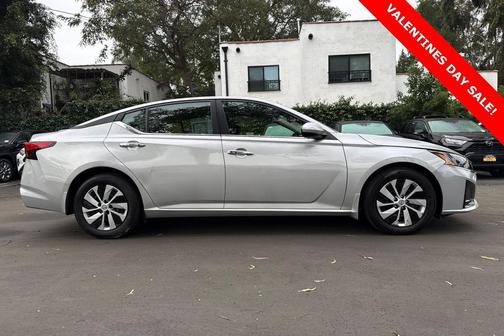 2023 Nissan Altima S FWD