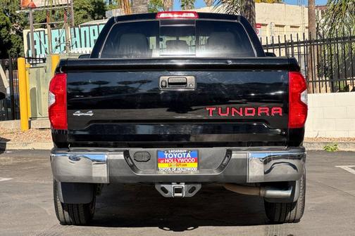 2015 Toyota Tundra SR5