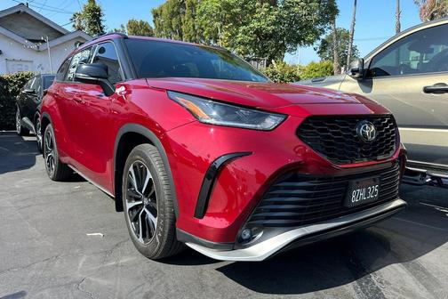 2022 Toyota Highlander XSE