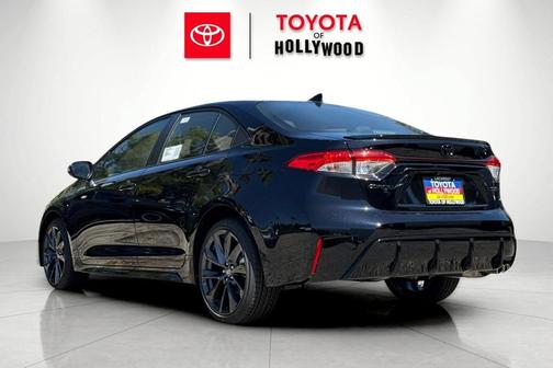 Midnight Black Metallic 2026 Toyota Corolla SE