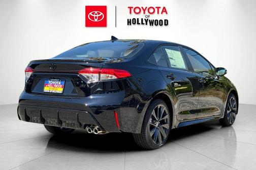 Midnight Black Metallic 2026 Toyota Corolla SE