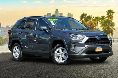 2021 Toyota RAV4 Hybrid XLE