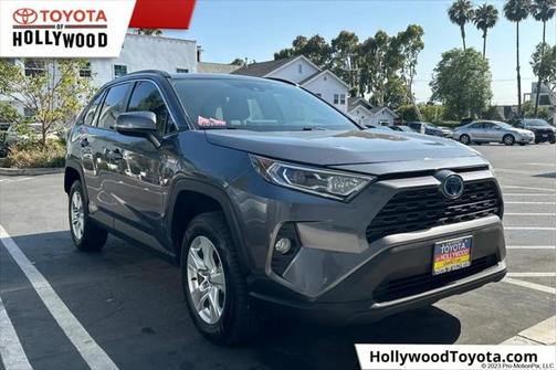 2021 Toyota RAV4 Hybrid XLE