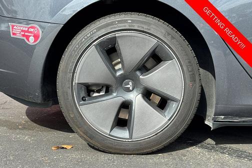 2023 Tesla Model 3 Standard Range