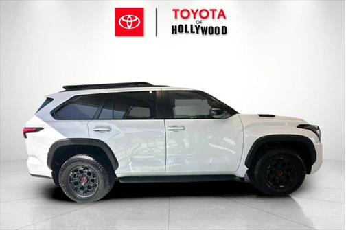 2025 Toyota Sequoia Base