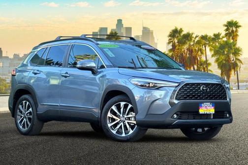 2023 Toyota Corolla Cross XLE