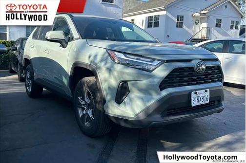 2023 Toyota RAV4 XLE