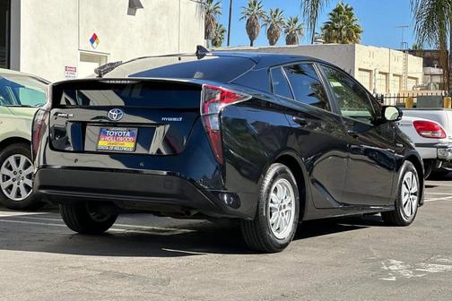 2017 Toyota Prius Four