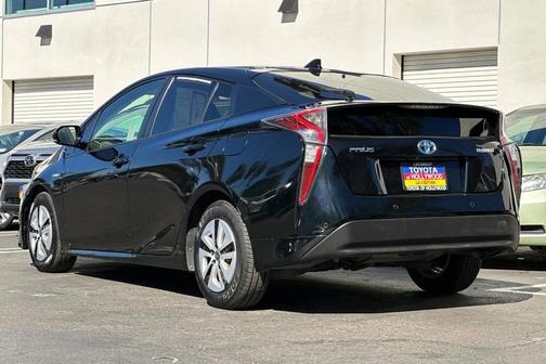 2017 Toyota Prius Four