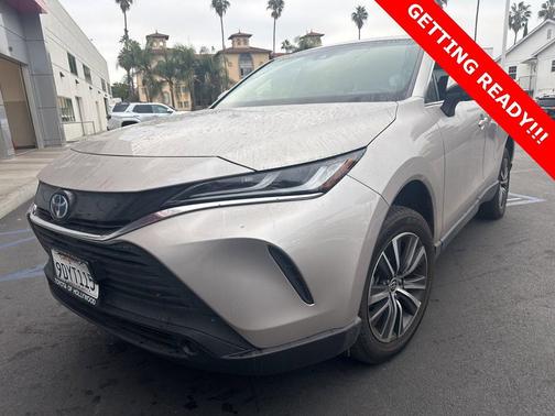 2023 Toyota Venza LE