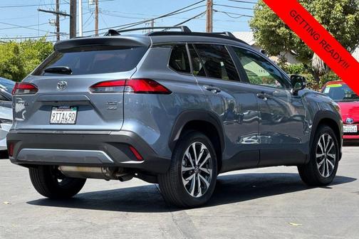 Celestite 2025 Toyota Corolla Cross XLE