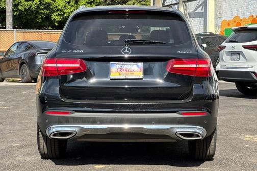 2018 Mercedes-Benz GLC 300 4MATIC