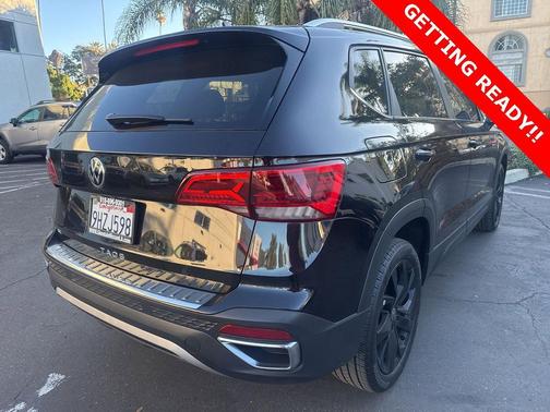 2023 Volkswagen Taos 1.5T SE