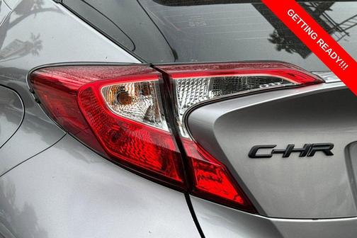 2020 Toyota C-HR LE