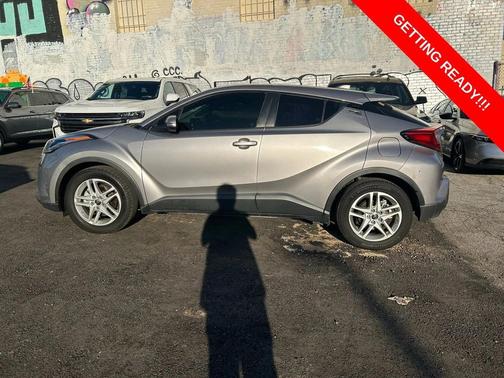 2020 Toyota C-HR LE