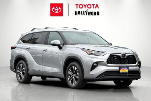 2025 Toyota Highlander XLE