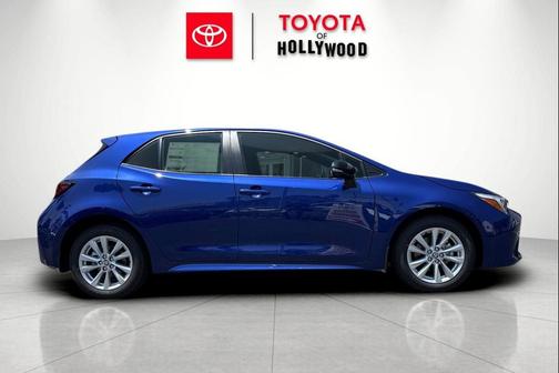Blue Crush Metallic 2026 Toyota Corolla SE