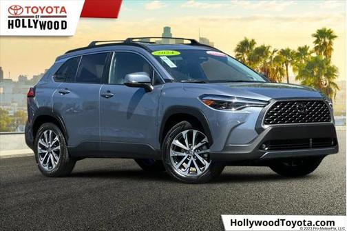 2024 Toyota Corolla Cross XLE