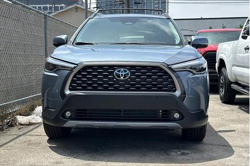 2024 Toyota Corolla Cross XLE