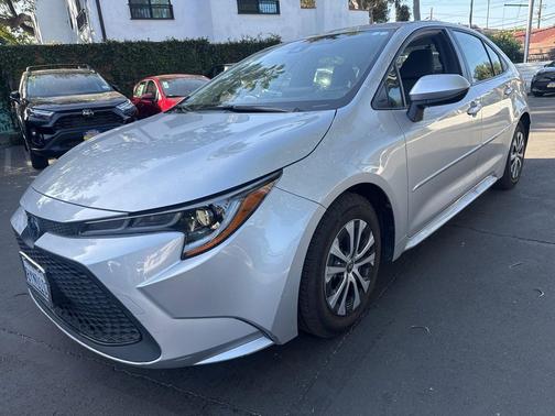 2022 Toyota Corolla Hybrid LE