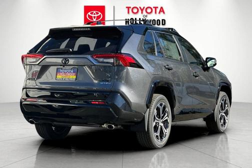 2025 Toyota RAV4 Hybrid SE