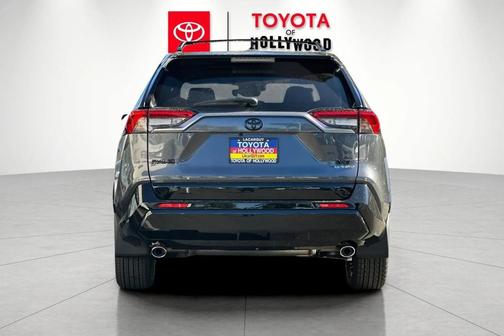 2025 Toyota RAV4 Hybrid SE