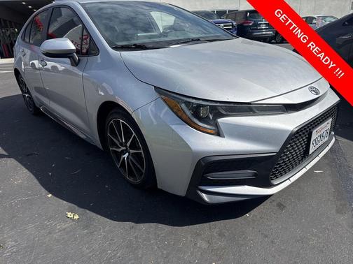Classic Silver 2020 Toyota Corolla SE