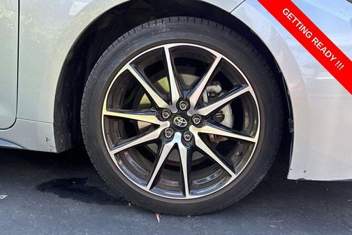 Classic Silver 2020 Toyota Corolla SE