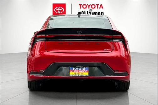 2025 Toyota Prius XLE