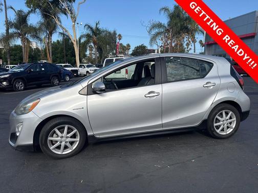 2017 Toyota Prius c Four