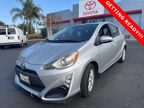 2017 Toyota Prius c Four