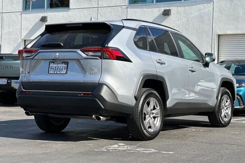 Silver Sky 2023 Toyota RAV4 XLE
