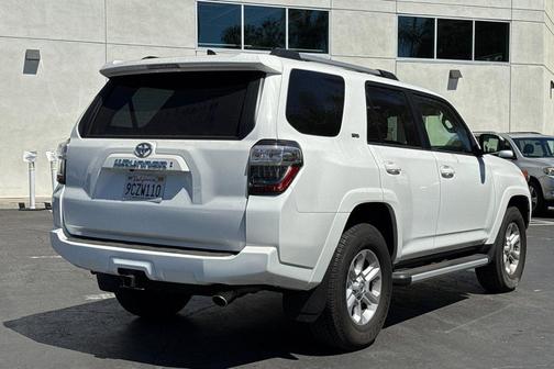 2023 Toyota 4Runner SR5