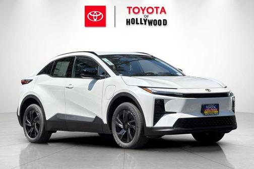 Wind Chill Pearl 2026 Toyota C-HR SE