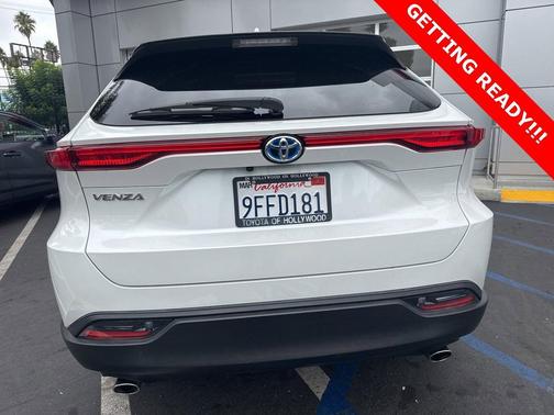 2023 Toyota Venza LE