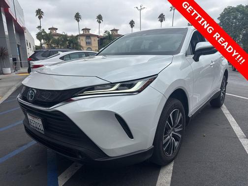 2023 Toyota Venza LE