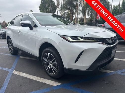 2023 Toyota Venza LE