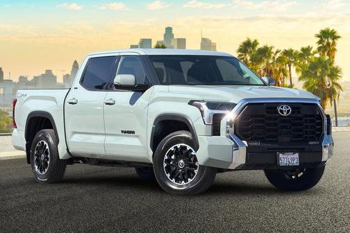 Lunar 2022 Toyota Tundra SR5