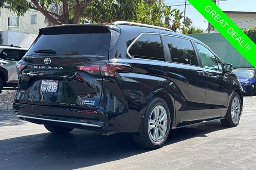 Midnight Black 2023 Toyota Sienna Limited
